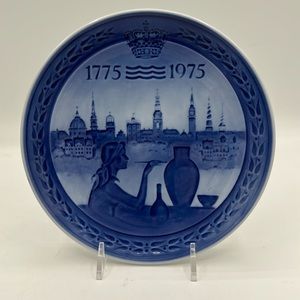 Royal Copenhagen Collectors Plate BICENTENARY 1775-1975